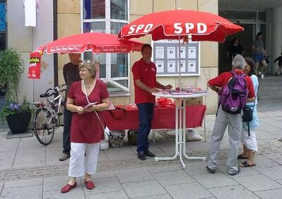 Infostand der SPD gegen die Kopfpauschale