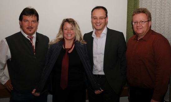Manfred Bleil, Claudia Sünder, Andreas Stoch und Hans-Peter Neff (von links)